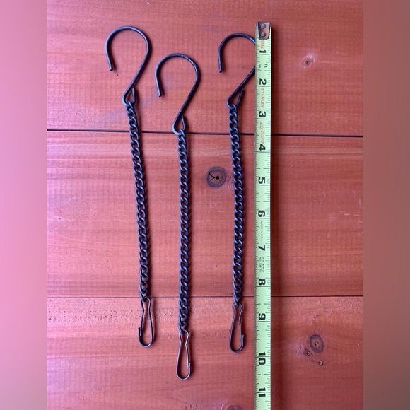 Hanging Chain Link with Hook & Clip for Garden Patio Decor (Set of 3) - Picture 2 of 3
